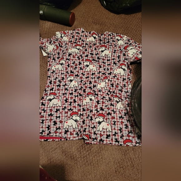 Scottie dog scrub top - Picture 2 of 3